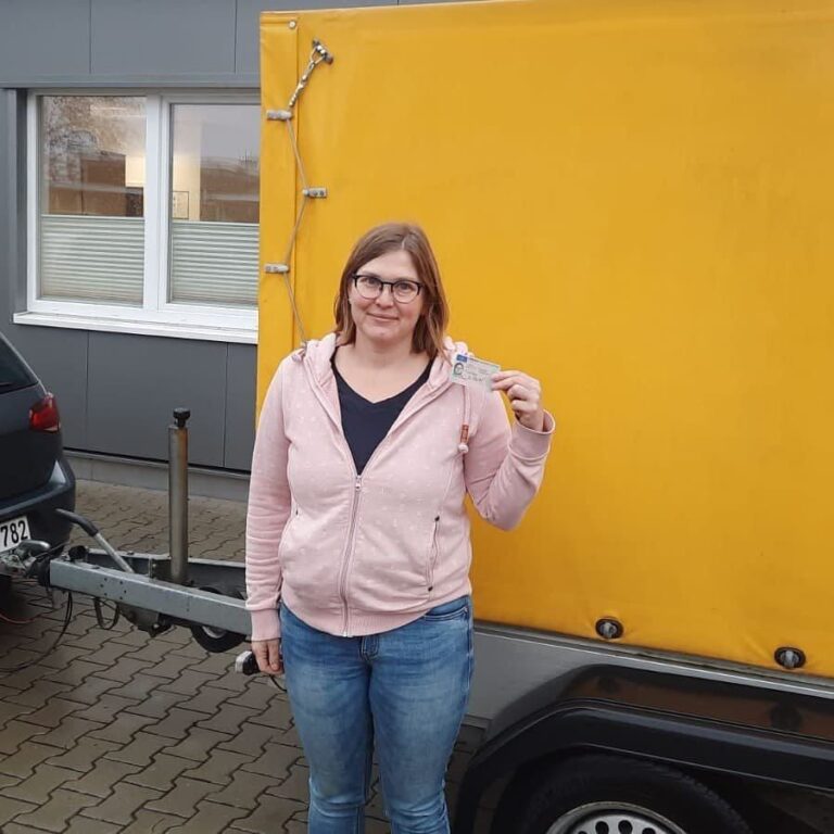 kako kupiti vozacku dozvolu u srbiji cena - kupiti vozačku dozvolu